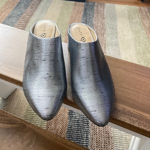 Katy Perry gun metal grey metallic mules. size 11. Never worn